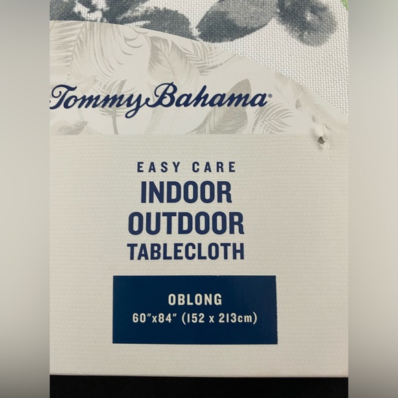 TOMMY BAHAMA Tropical Palm Leaves Floral INDOOR OUTDOOR Tablecloth 60x84 Oblong - Picture 4 of 6